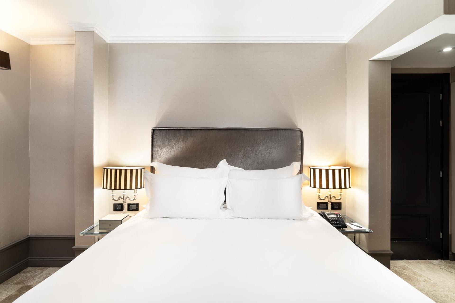 Hotel B Berdichevsky Tel Aviv Buitenkant foto