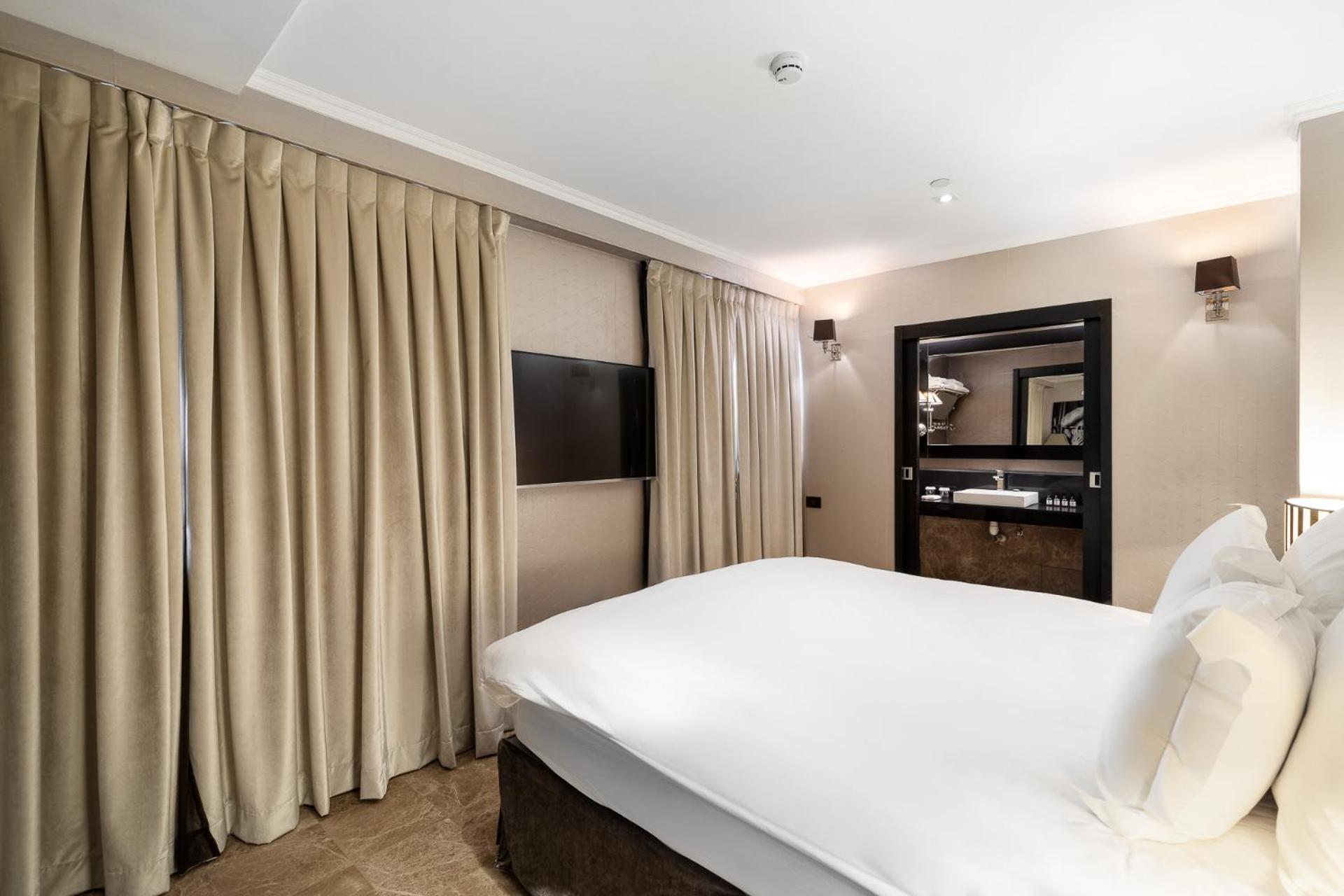 Hotel B Berdichevsky Tel Aviv Buitenkant foto